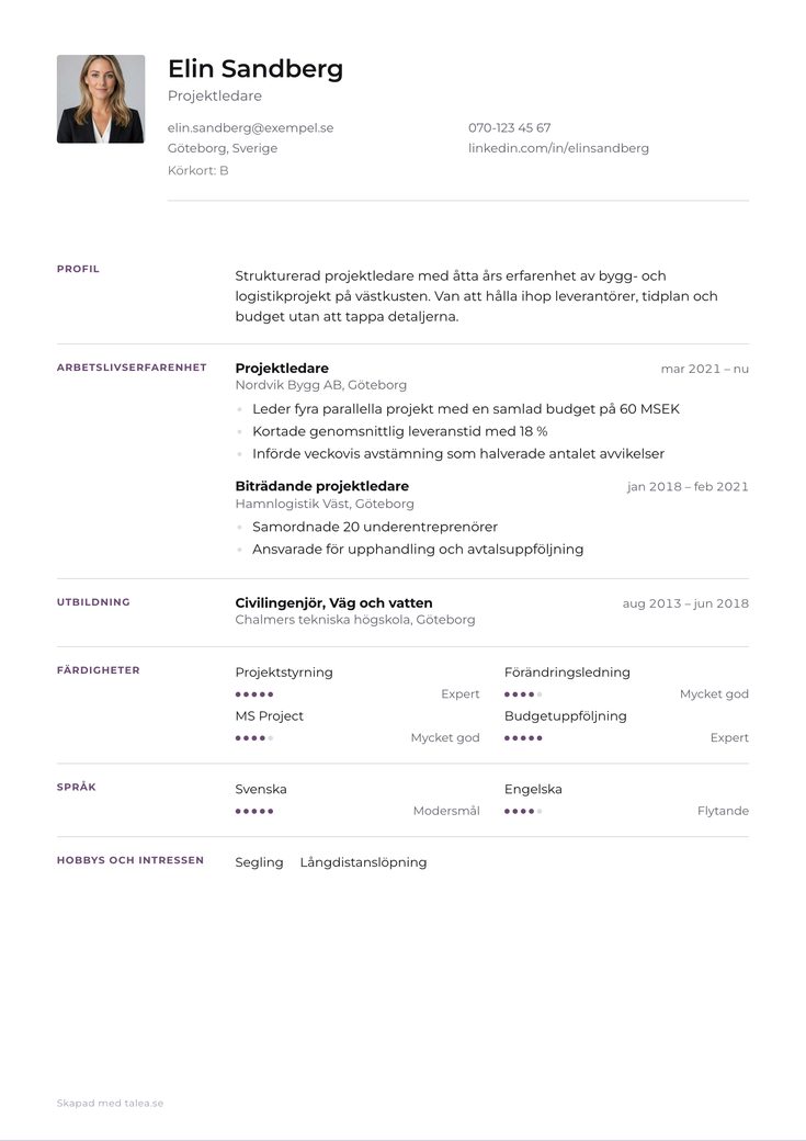 Gratis CV-mall Kontor – Nästan monokrom. Läses av ATS utan att snubbla.
